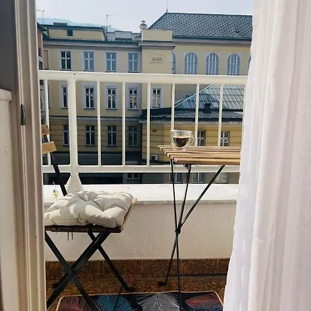 Point Apartman